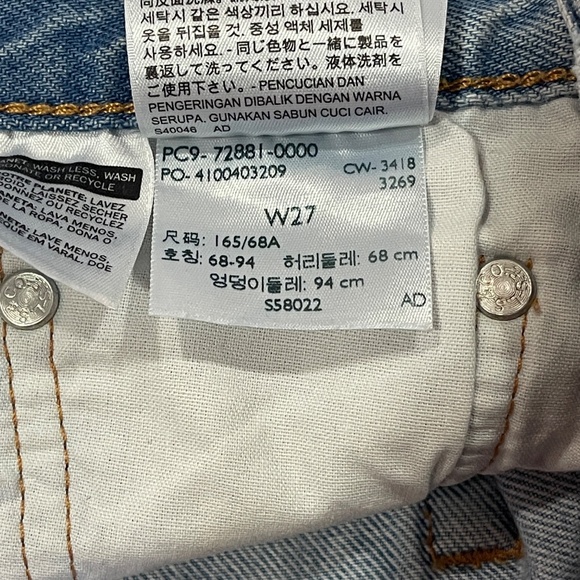 Levi's 501 Distressed Shorts Size 27 - Picture 8 of 15